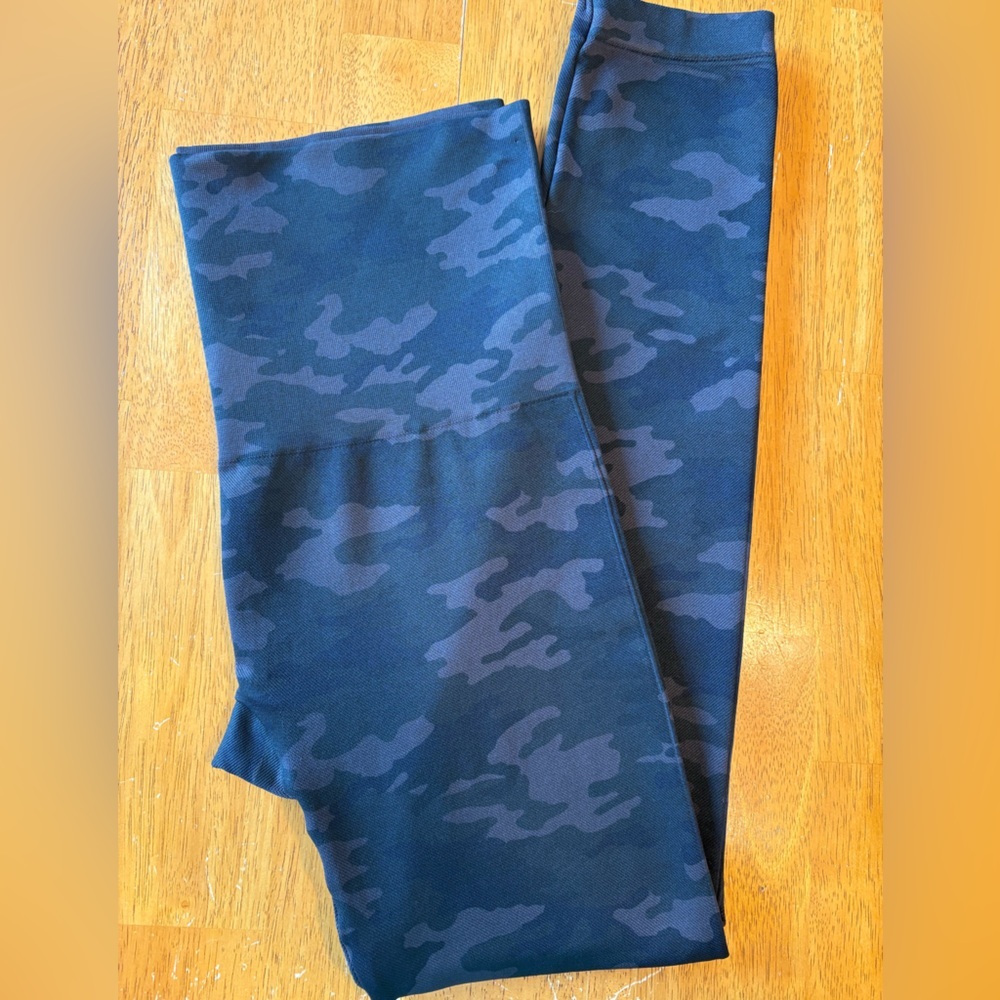 Spanx Look At Me Now High Waisted Camo Leggings Size 2XL Stretchy